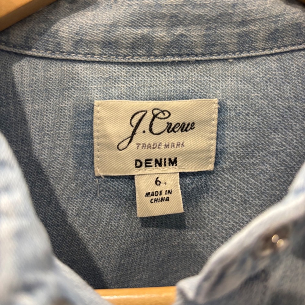 J.Crew Denim Pearl Snap Western Shirt Light Wash Button Down Blue 6 - Picture 3 of 7